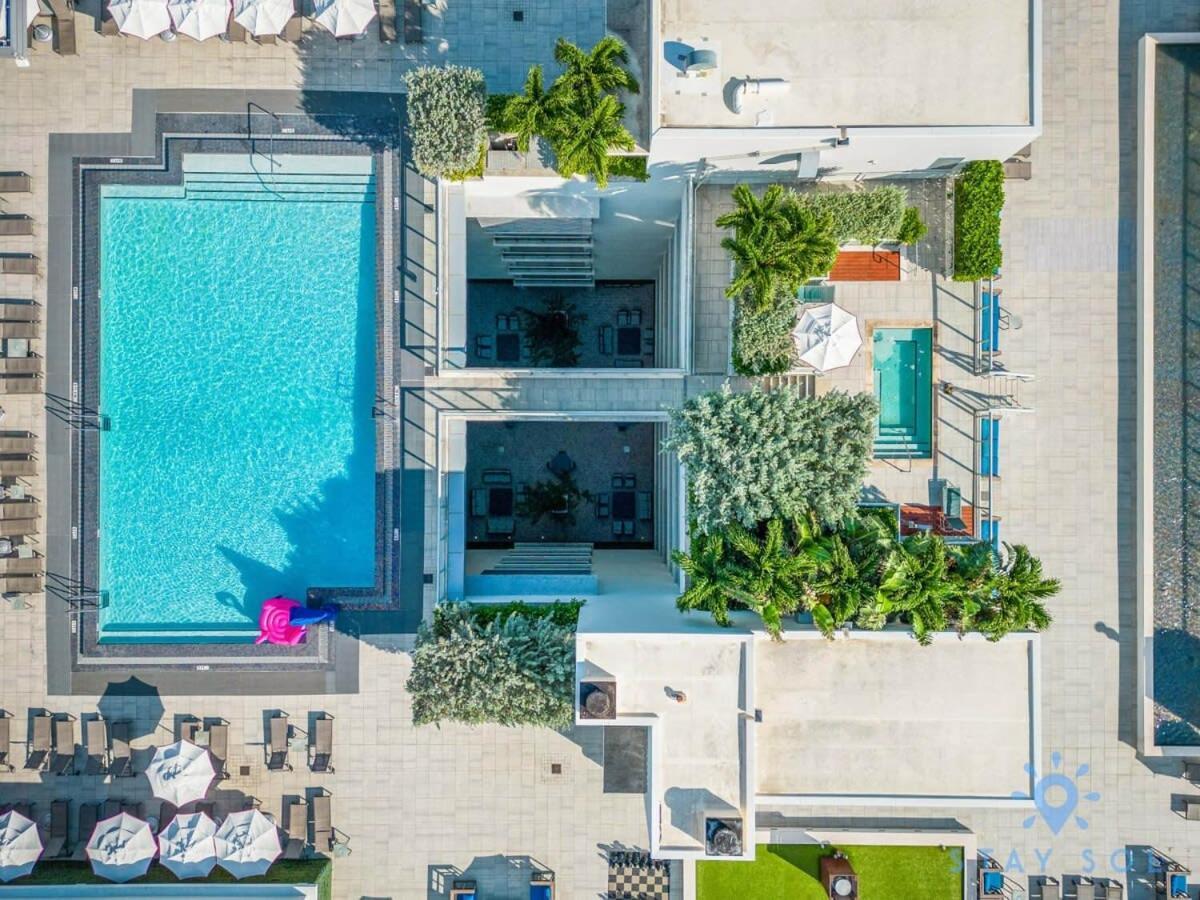 Lx Oasis Beachfront-Rt Infinity Pool Hollywood Bagian luar foto